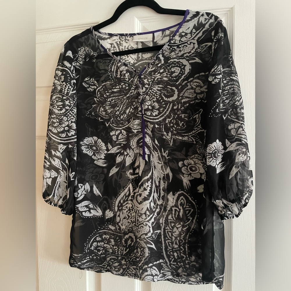 Chicos sheer 3/4 sleeve top